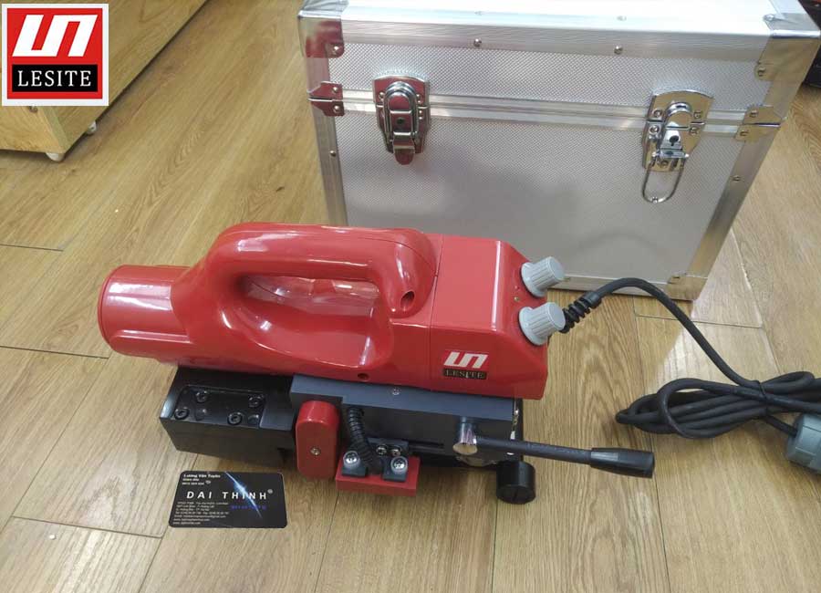 M&aacute;y h&agrave;n bạt nhựa LST800 chất lượng ch&iacute;nh h&atilde;ng